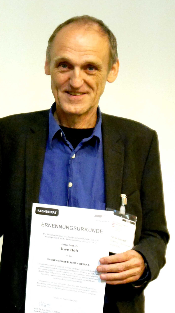 Prof. Dr. Uwe HÖFT