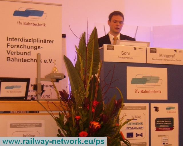 13_SOHR_Takata-Petri_PassiveSafety2006_IFV-Bahntechnik_Copyright2006.jpg