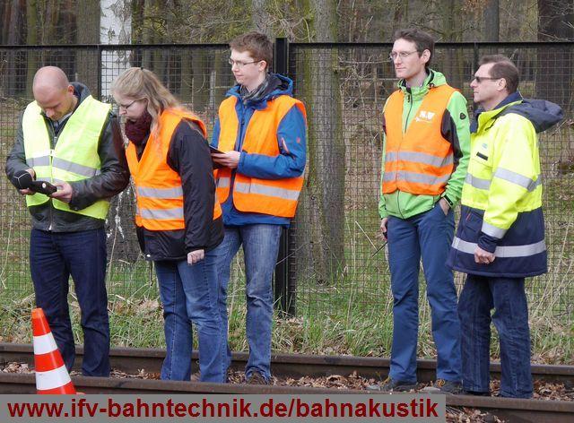 02_03_MESSUNG_Bahn-Akustik-Seminar-2014_IFV-BAHNTECHNIK_Copyright_2014_1_1.jpg - Praktische Messung eines Schienenfahrzeugs am Beispiel einer Havelländischen Eisenbahn
