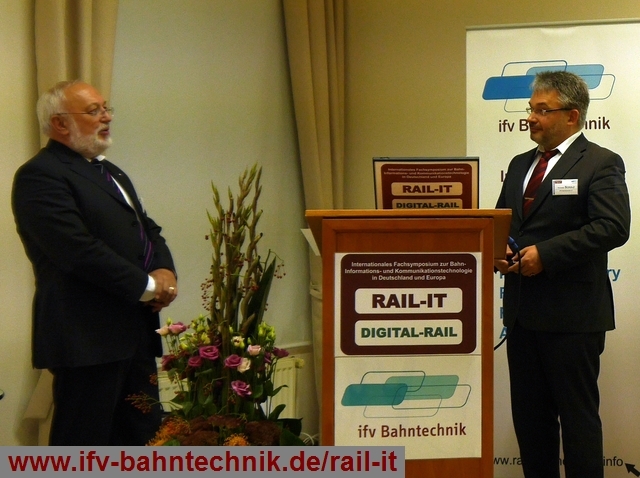 02_07_DIALOG_SCHULZ_IFV_BAHNTECHNICK_BOCK_DB_NETZ_AG_RAIL-IT_2014_IFV-Bahntechnik_Copyright2014_1.JPG - Dipl.-Ing. Axel WINKLER (Prokurist) - [Verkehrsautomatisierung Berlin GmbH]:IT-Technologien für moderne Betriebshöfe: Überwachung, Steuerung und Optimierung der Betriebsabläufe