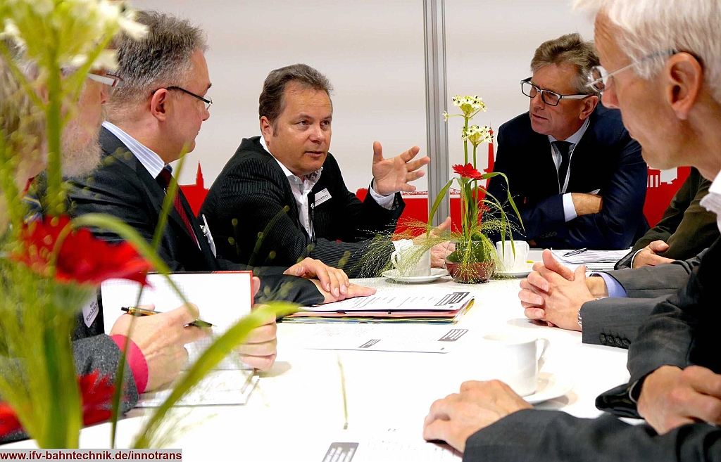 99_InnoTrans2016_IFV-BAHNTECHNIK_Copyright2016.JPG - Führungskräfte-Treffen für Anwender und Special Interest Group: "Moderne Straßenbahn" 