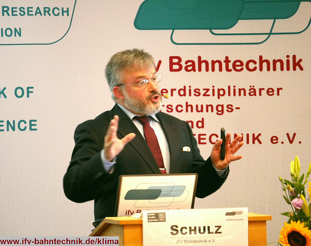 03_SCHULZ_RAIL-HVAC2017_IFV-Bahntechnik_Copyright2017.png - Dipl.-Volkswirt Eckhard SCHULZ (Vereinsgeschäftsführer )- [IFV BAHNTECHNIK e.V.]:BAHN-KLIMATECHNIK (RAIL-HVAC) und BAHN-KOMFORT (RAIL-COMFORT): Technologische Herausforderungen und wirtschaftliche Chancen im Wettbewerb zwischen Bahnen, Flugzeugen, Automobilen und Bussen um zeitgemäße Mobilitätsangebote (komfortabel und umweltfreundlich)