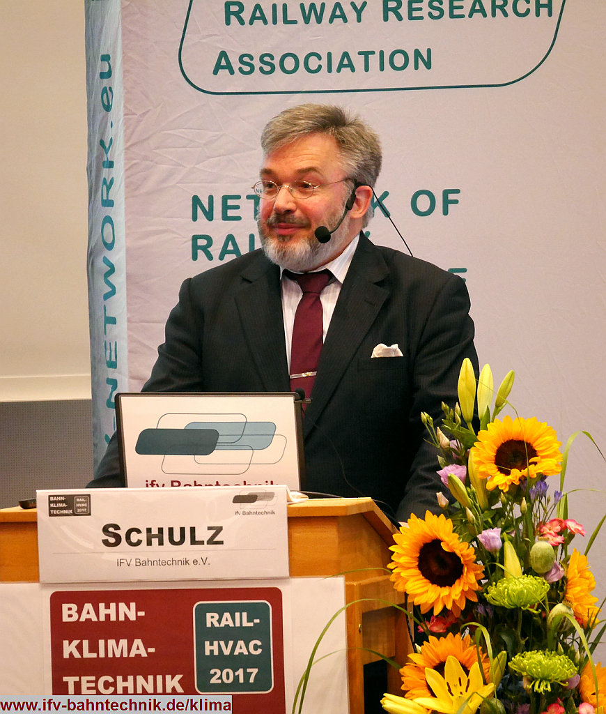 45_SCHULZ_RAIL-HVAC2017_IFV-Bahntechnik_Copyright2017.png - Dipl.-Volkswirt Eckhard SCHULZ (Netzwerkkoordinator) - [THINKTANK BAHNTECHNIK]:Interdisziplinäre Forschung und systematische Vernetzung von Angebot und Nachfrage nach innovativer Bahntechnik: Der Markt für Rolling Stock und die neue THINKTANK-Struktur als Teil der Innovationsoffensive für leistungsfähige, wirtschaftliche und komfortable Schienenfahrzeuge im Personen- und Güterverkehr