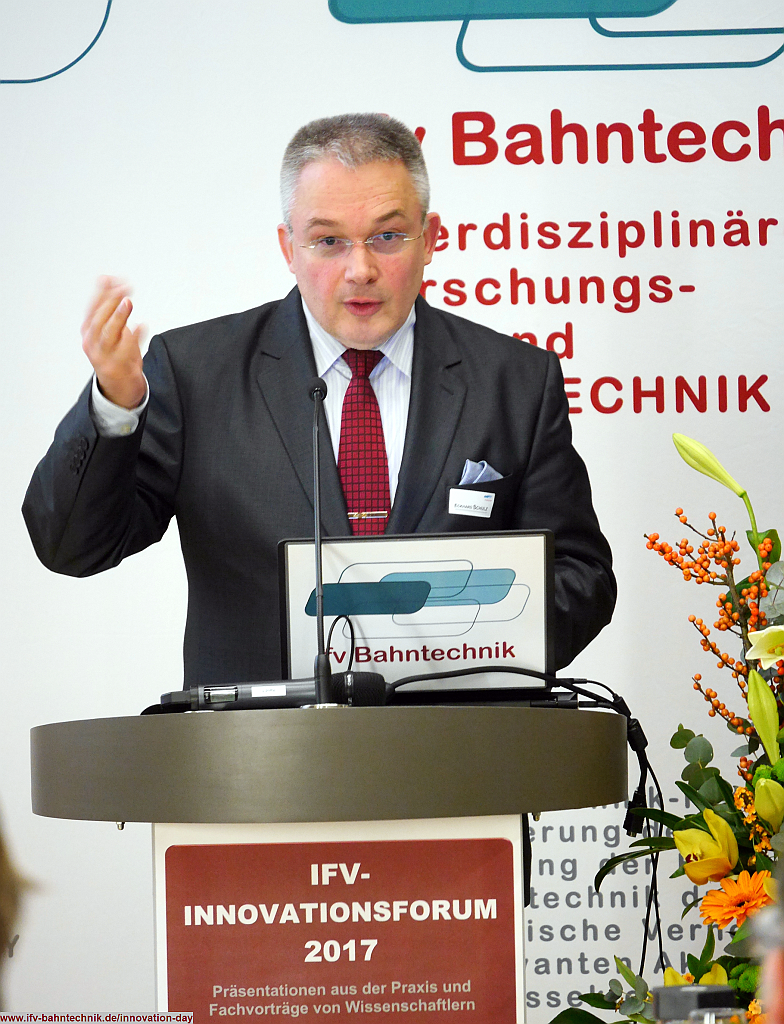 27_SCHULZ_ID2017_IFV-Bahntechnik_Copyright2017.png - Dipl.-Volkswirt Eckhard SCHULZ - [IFV BAHNTECHNIK e.V.]