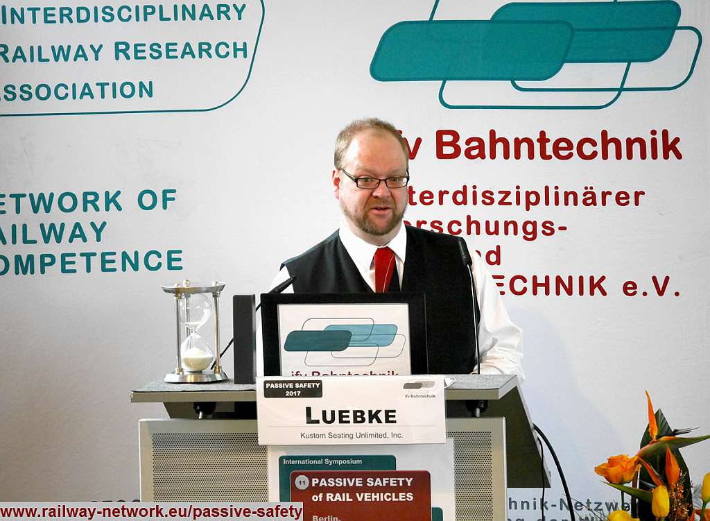 19_LUEBKE_PS2017_IFV-BAHNTECHNIK_Copyright2017.png - William J. LUEBKE - [Kustom Seating Unlimited, Inc.]:Development of an APTA Compliant Energy Absorbing Workstation Table: New Concept Development