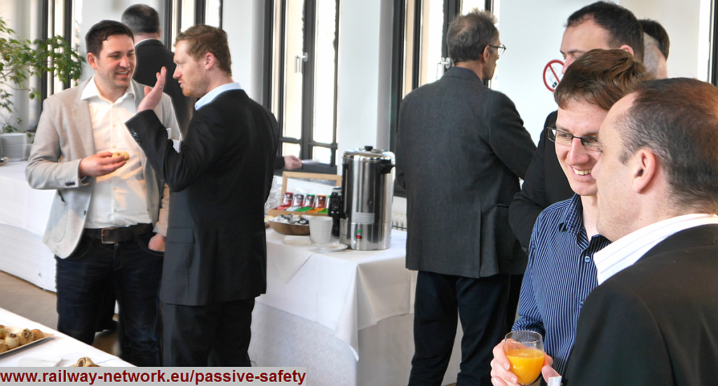 51_NETWORKING_PS2017_IFV-BAHNTECHNIK_Copyright2017.png - Networking-Break