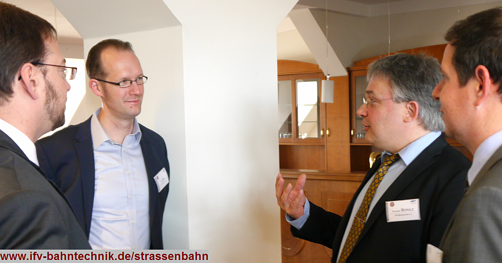 24_NETWORKING_STRABA2017_IFV-BAHNTECHNIK_Copyright2017.png - NETWORKING-BREAK