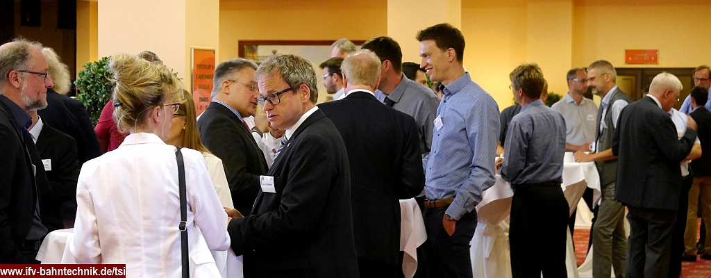 NETWORKING1_TSI2018_IFV-BAHNTECHNIK_Copyright2018.png - Networking bei dem Fachsymposium TSI 2018