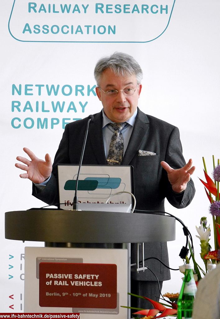 05_SCHULZ_PS2019_IFV-BAHNTECHNIK_Copyright2019.png - Dipl.-Volkswirt Eckhardt SCHULZ - [IFV BAHNTECHNIK e.V.]:PASSIVE SAFETY 2019: Lessons learned concerning passive safety of railway vehicles