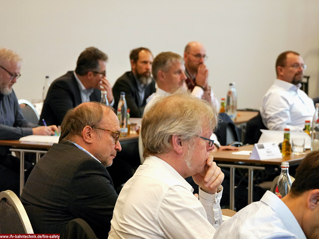 05_PLENUM_FS2020_IFV-Bahntechnik_Copyright2020.png - Fachauditorium der Tagung FIRE SAFETY 2020
